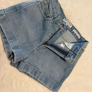 AMERICAN APPAREL HIGH WAIST JEAN SHORTS